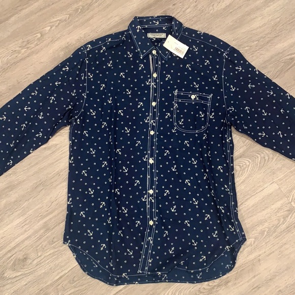 🚨NWT🚨What Goes Around Comes Around Button Down - Picture 3 of 6